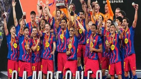 “新加坡LIV赛达斯汀与涅曼并肩领先，共逐冠军荣耀”